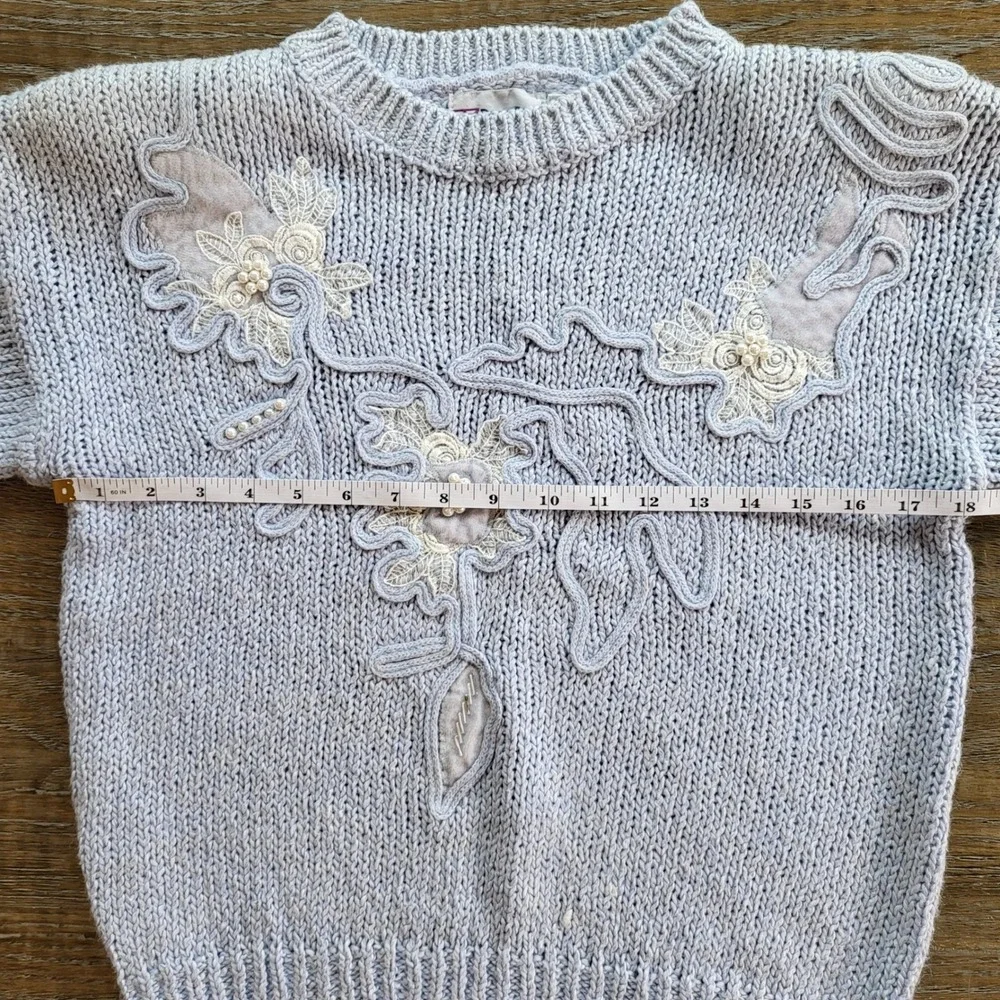 Dana Scott Vintage Floral Applique Pearl Beaded Sweater Blue Ramie Blend Small